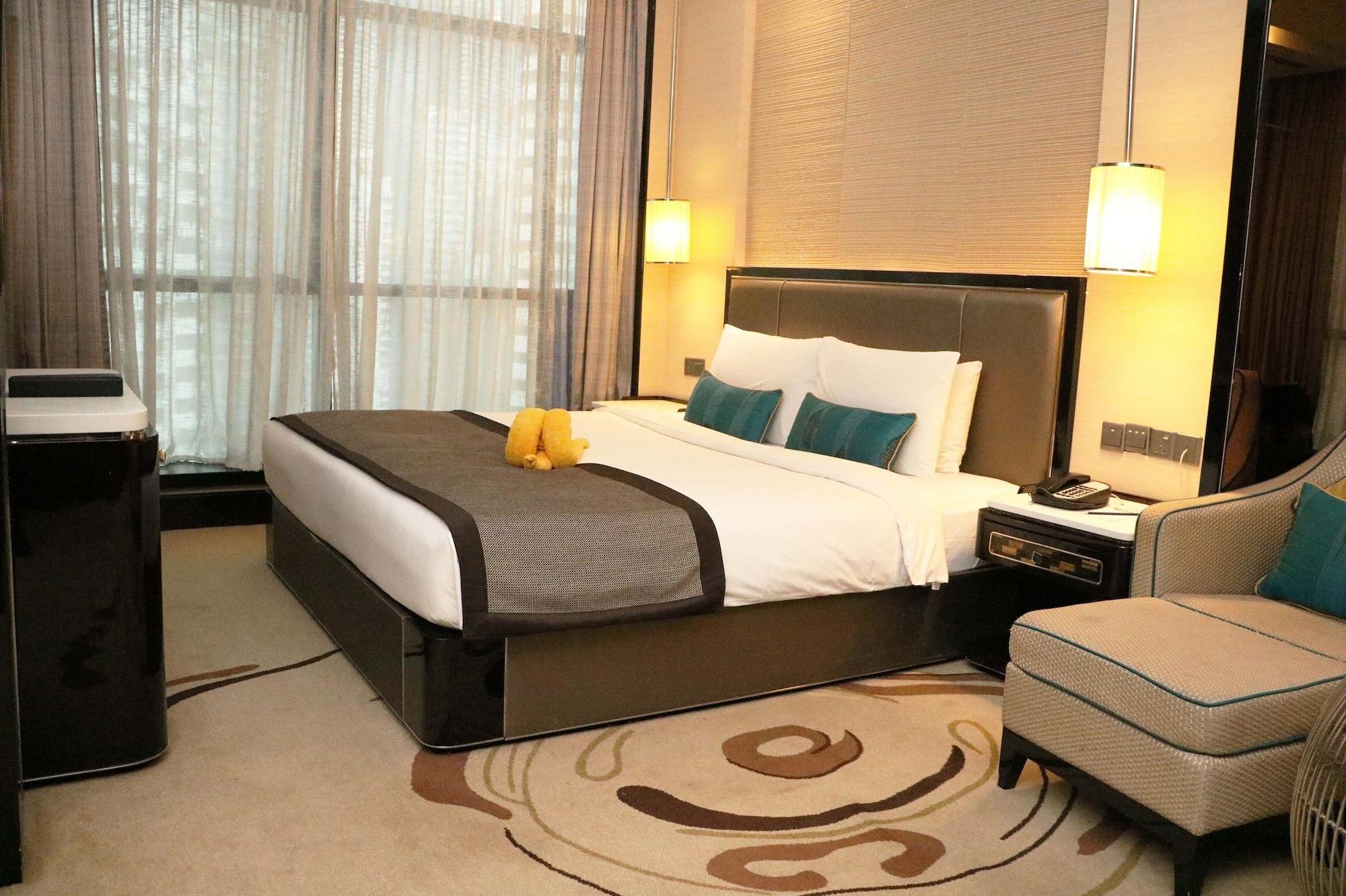 Pacific Regency Hotel Suites Kuala Lumpur Zewnętrze zdjęcie A bedroom at the hotel