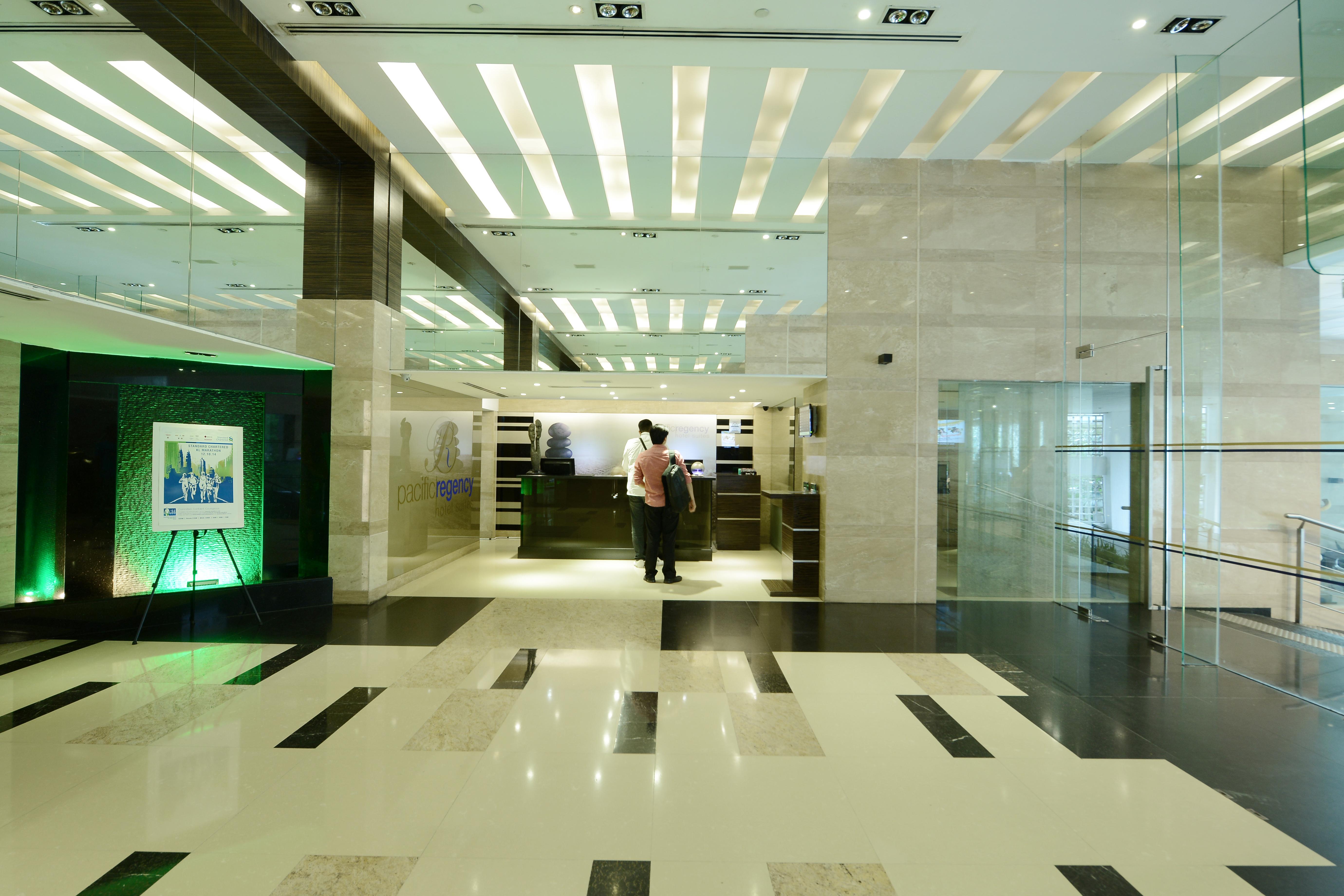 Pacific Regency Hotel Suites Kuala Lumpur Zewnętrze zdjęcie Lobby