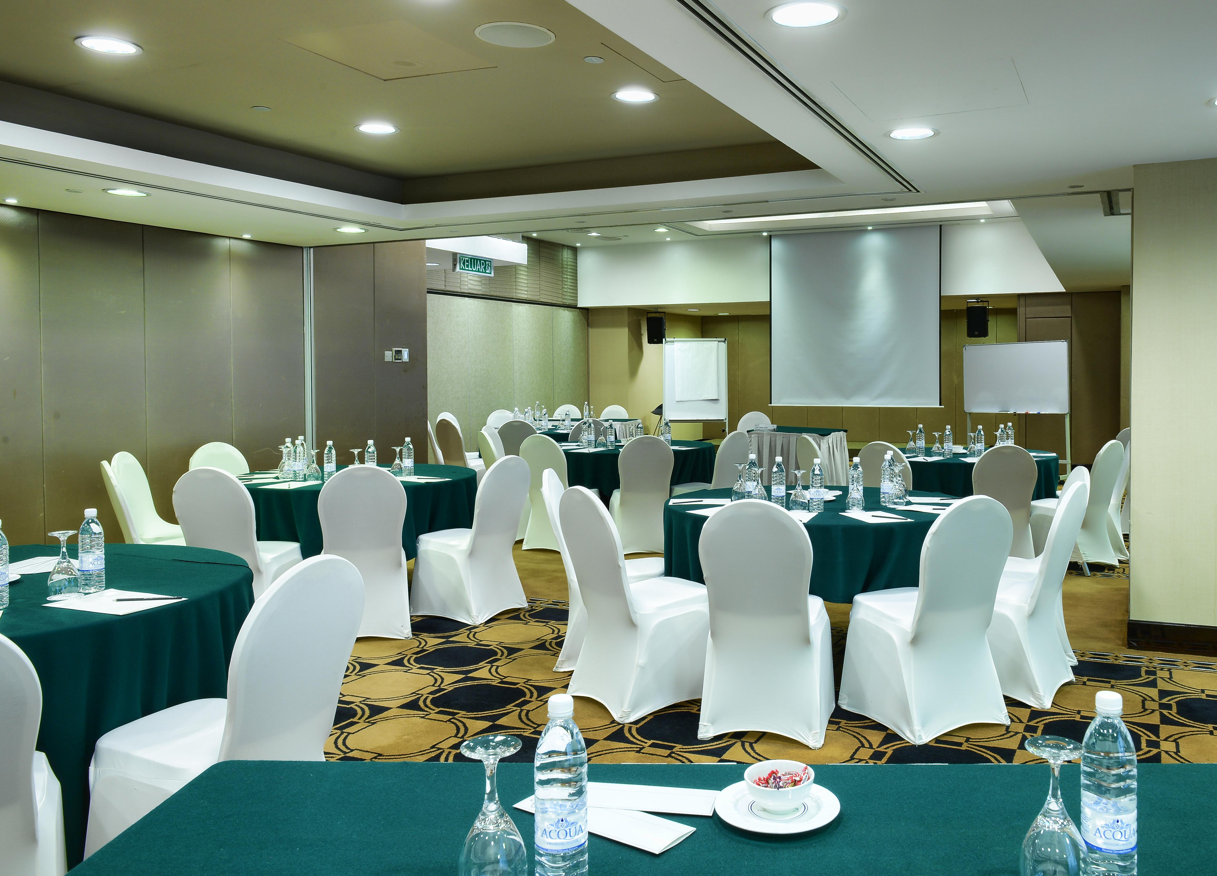 Pacific Regency Hotel Suites Kuala Lumpur Zewnętrze zdjęcie Meeting room