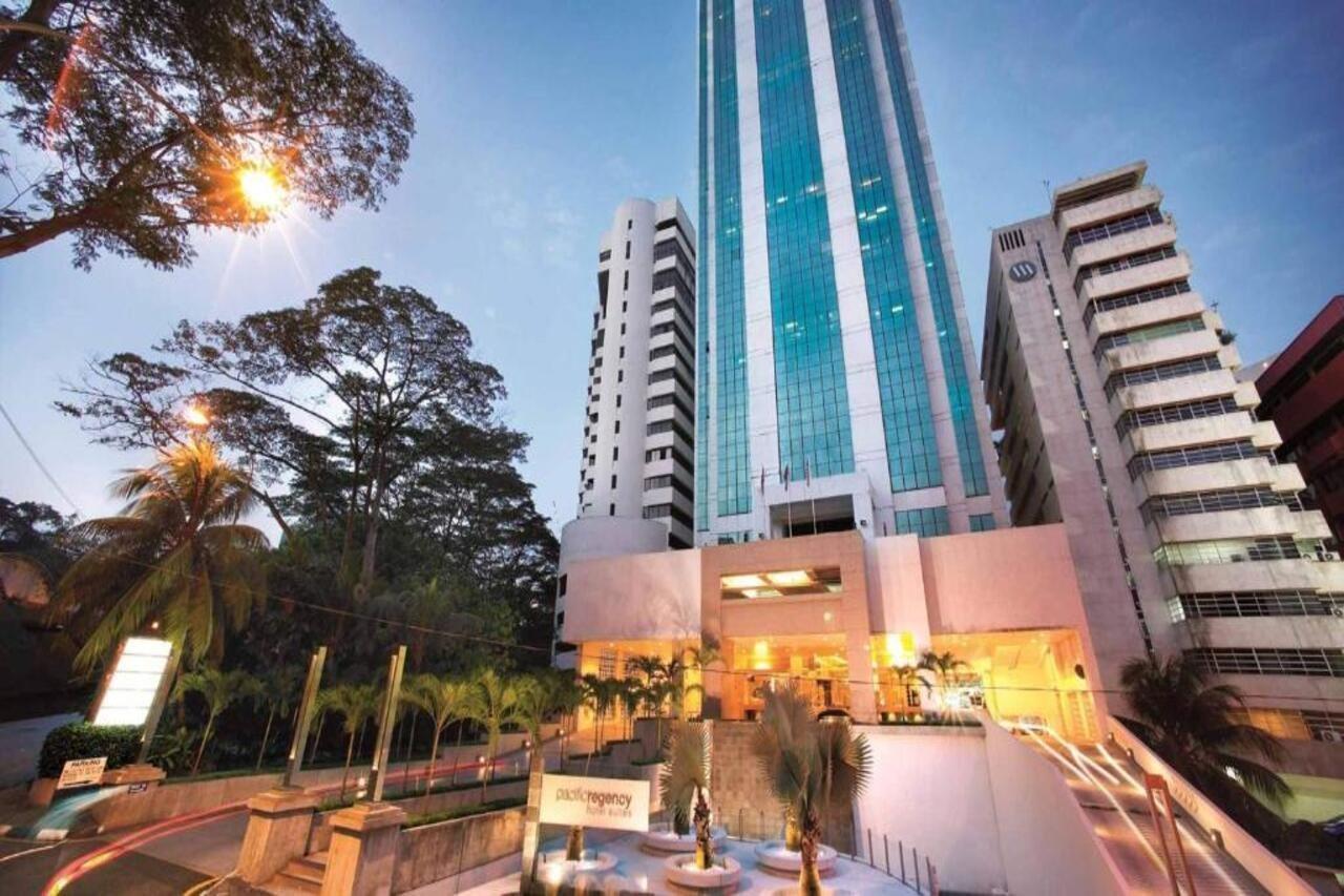 Pacific Regency Hotel Suites Kuala Lumpur Zewnętrze zdjęcie The Royal